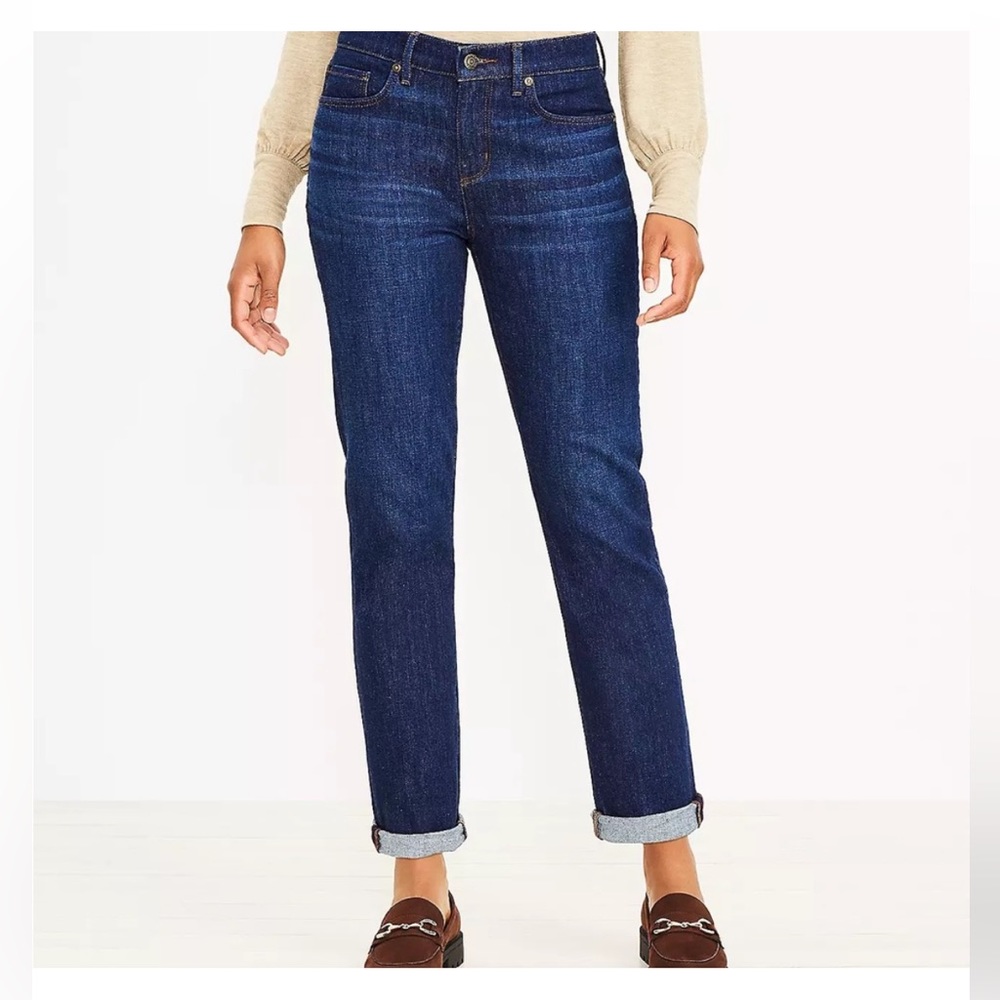 Curvy Super Soft Girlfriend Jeans in Dark
Size: 30 NWT